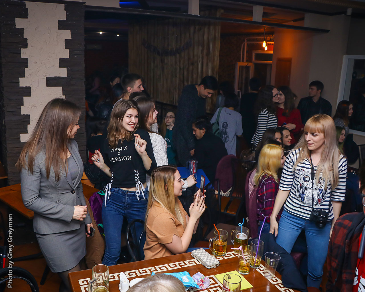 «NEORA_Help?» снова порадовала своими песнями! 