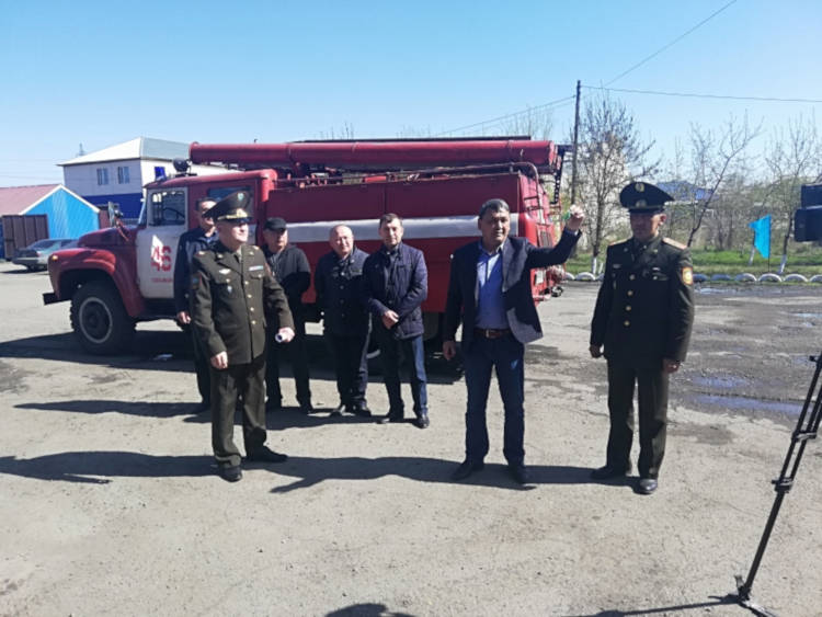 Передали в надежные руки!