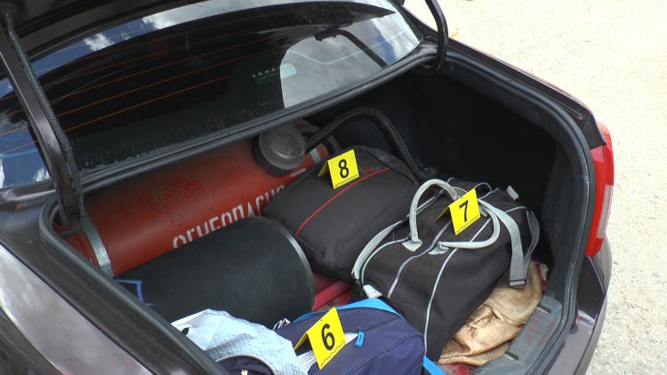 Грабители унесли из магазина в Актобе 43 айфона