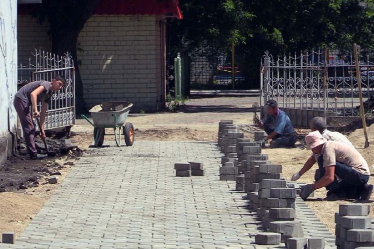 В Семее ведётся благоустройство Литературно-мемориального музея Федора Достоевского.