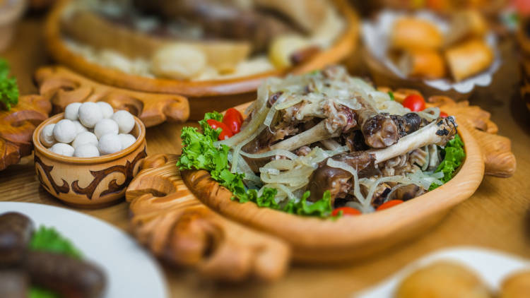 Что думают иностранные туристы о казахстанской кухне?