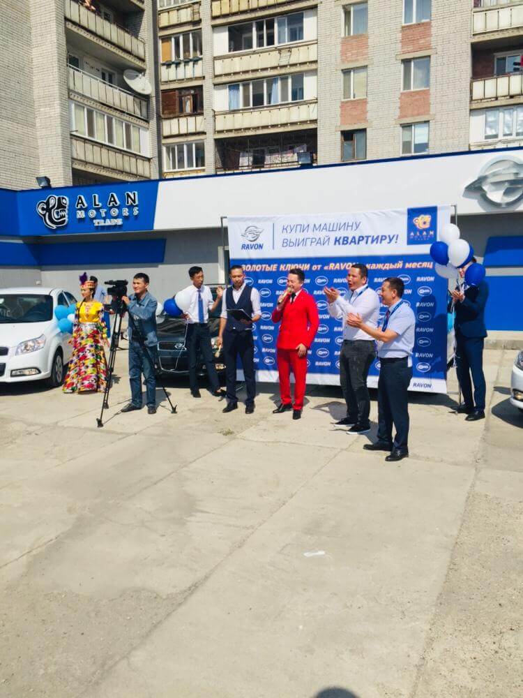 Жительница Семея выиграла квартиру в Алматы