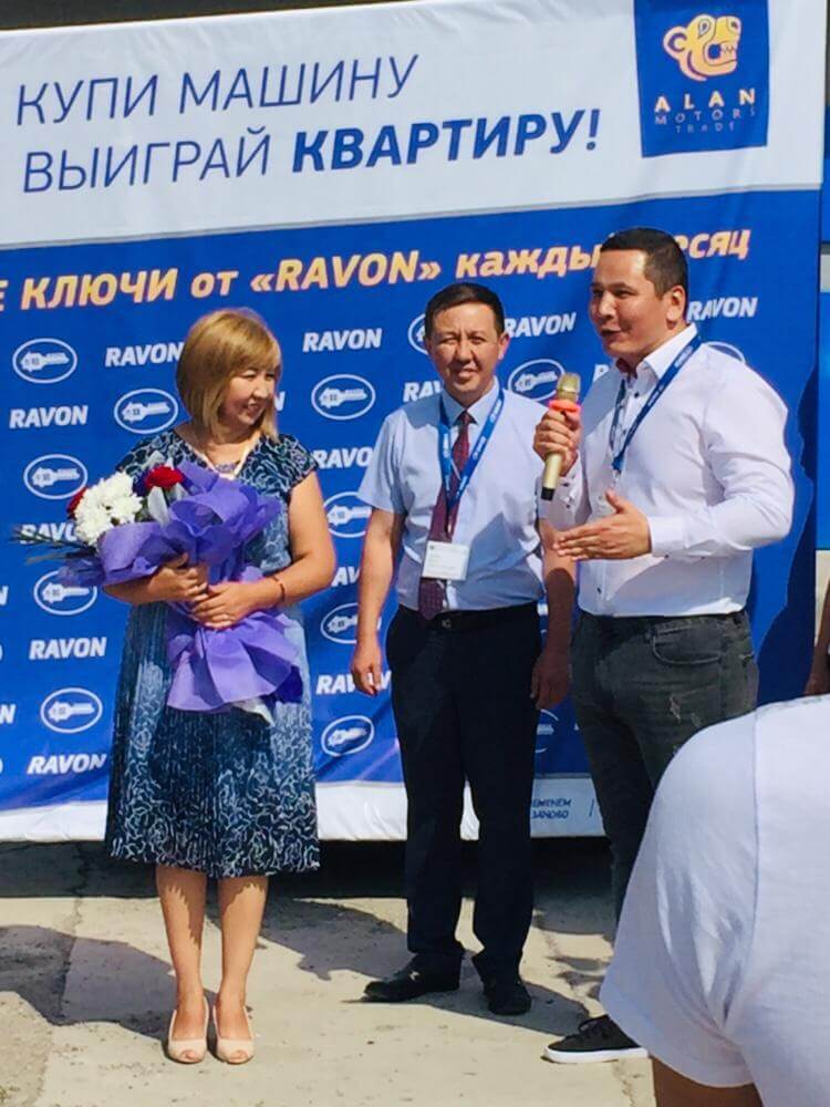 Жительница Семея выиграла квартиру в Алматы