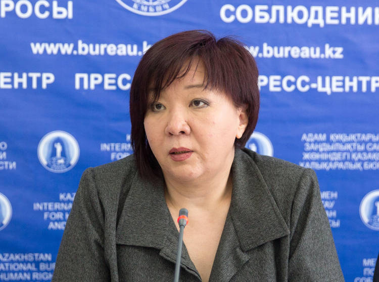В Казахстане предлагают ввести наказание за харрасмент
