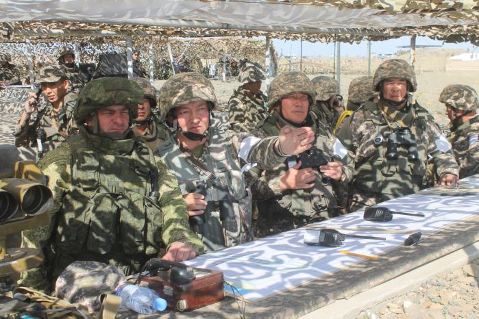 Военнослужащие Казахстана и России уничтожили незаконные вооруженные формирования в рамках ОТКШУ «Шыгыс-2019»