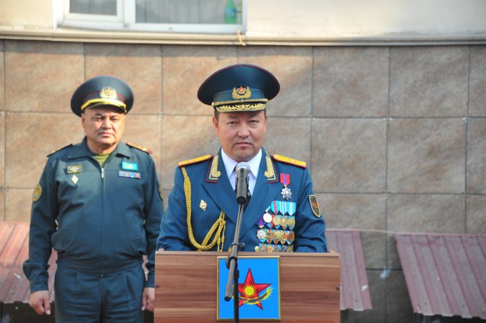 Прощание с боевым знаменем