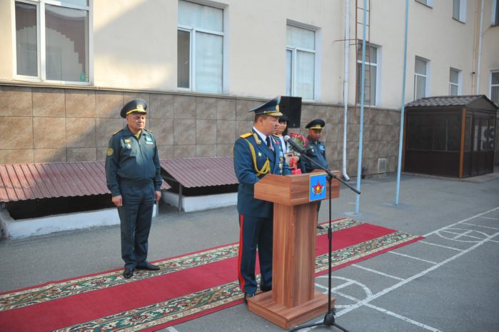 Прощание с боевым знаменем
