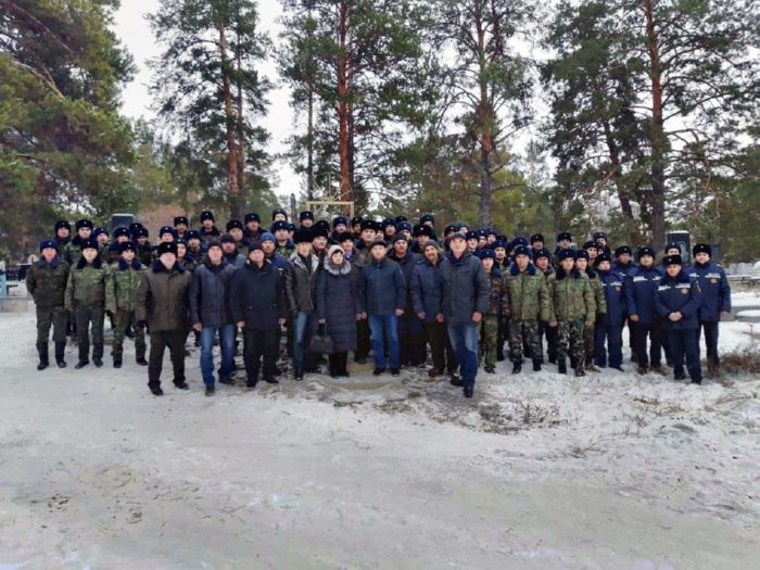 Семейские спасатели помнят и чтят память погибших товарищей