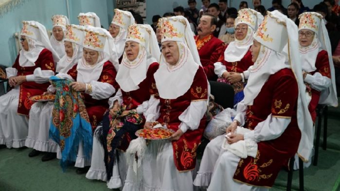 День платка отметили в Семее