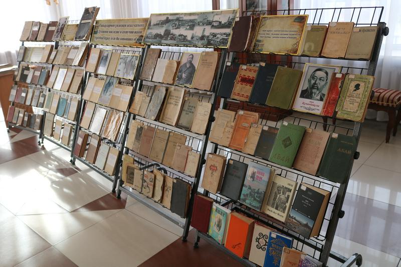 Каталог редких книг издадут в Семее к 175-летию Абая