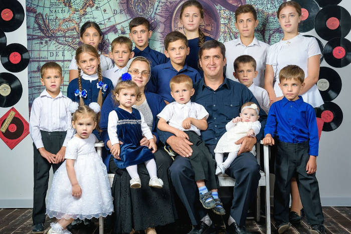 В самой многодетной семье СКО родился 16-й ребенок