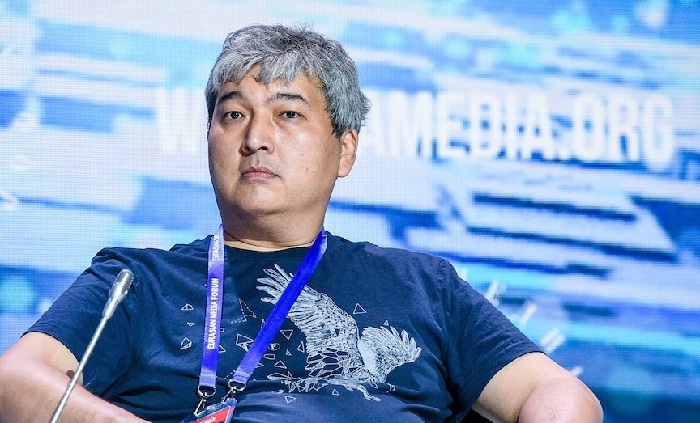 Данияр АШИМБАЕВ