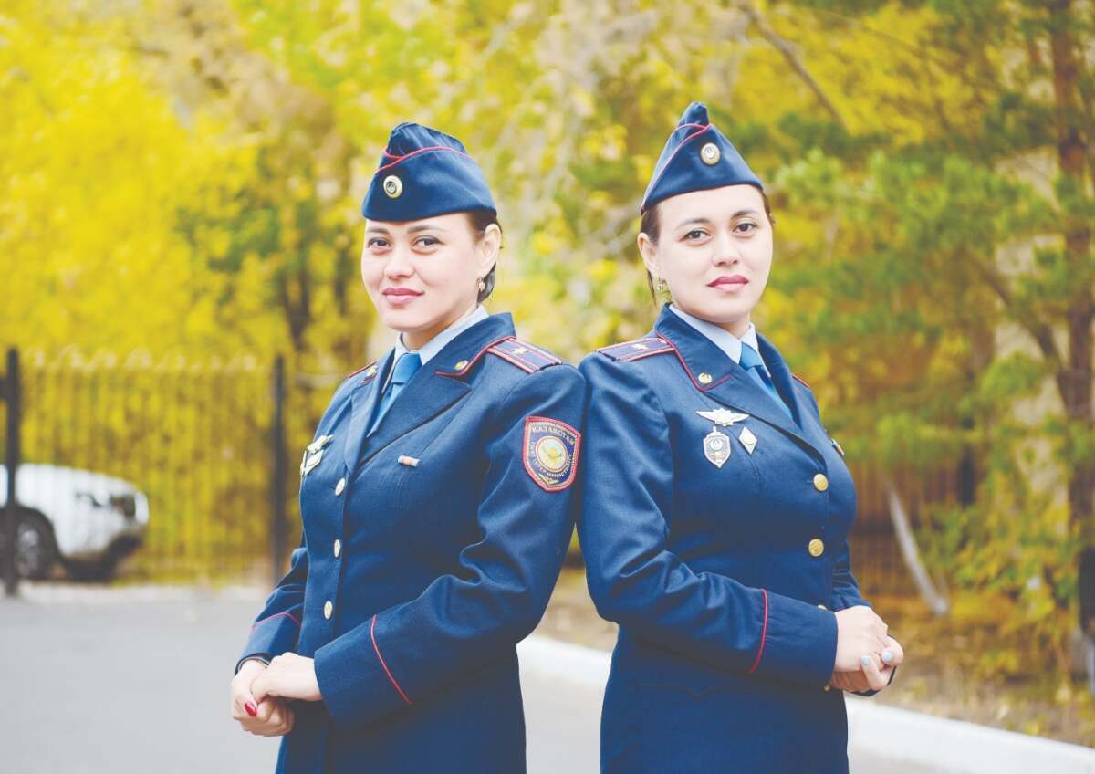 Как две капли воды: сразу три пары близнецов работают в полиции Нур-Султана