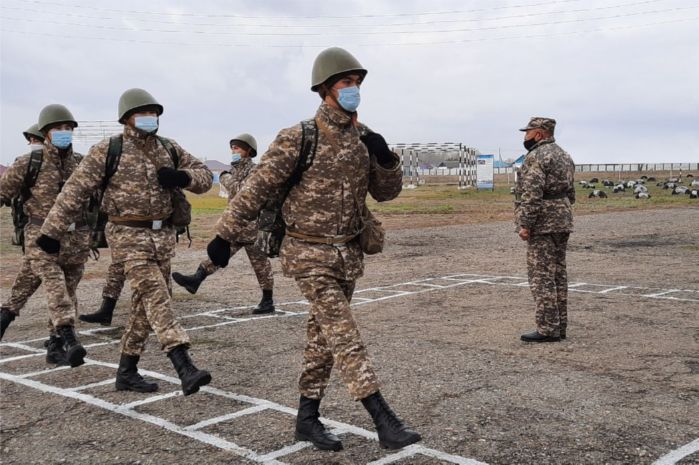 В Семее воспитанники военно-технической школы сдают экзамен в режиме онлайн