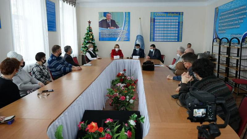 Посол Израиля приняла участие в открытии сенсорной комнаты в Семее