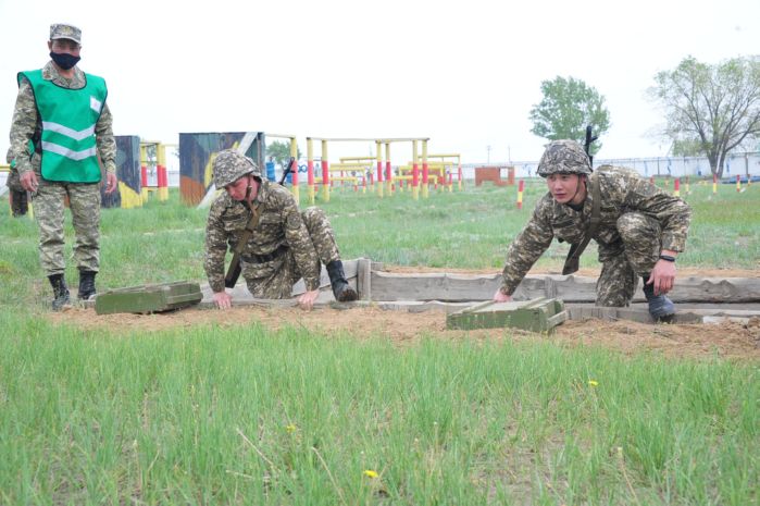 Более 1 700 специалистов подготовили в военно-технической школе города Семей