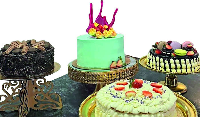 Улыбчивый Бейбарыс Султан в 13 лет может приготовить более 40 видов тортов и десертов