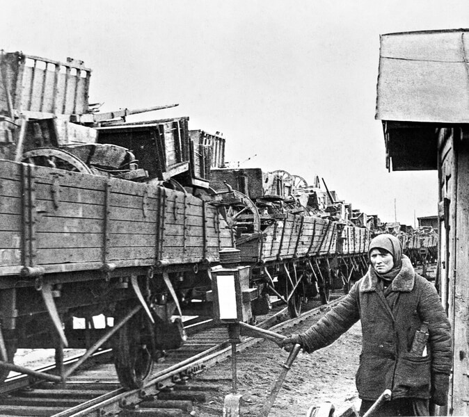 Секрет Победы в жестяной упаковке: Семей — фронту