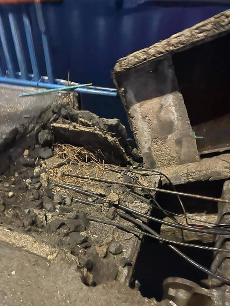 В Семее обвалилась часть «старого моста»