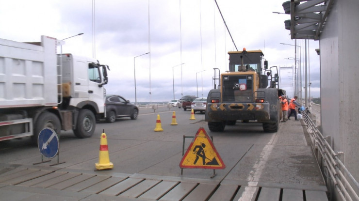 Закрытие моста в Семее обернулось большими пробками на дорогах