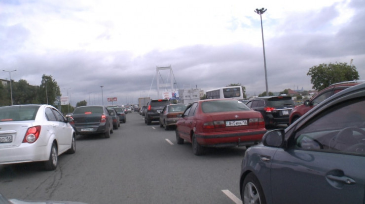 Закрытие моста в Семее обернулось большими пробками на дорогах