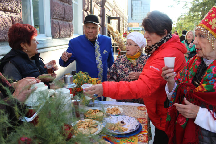 Народный праздник «Осенины» в рамках Дня города провели в Семее