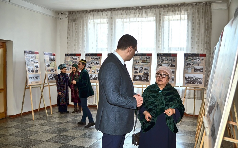 В Семее открылась выставка о воинах-казахстанцах Сталинградской битвы