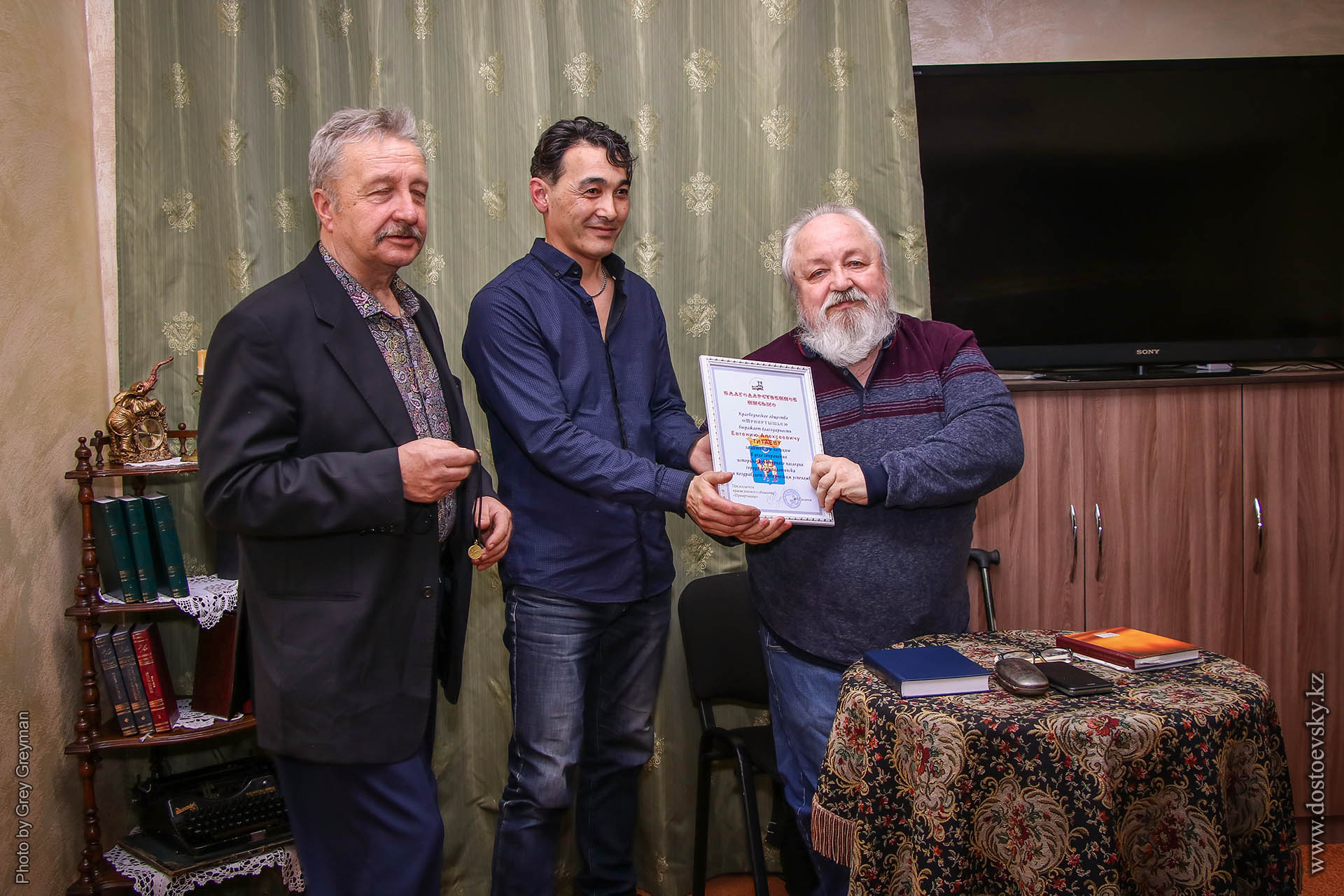 В Семее состоялась презентация одной из книг книжной серии «Абай әлемі»