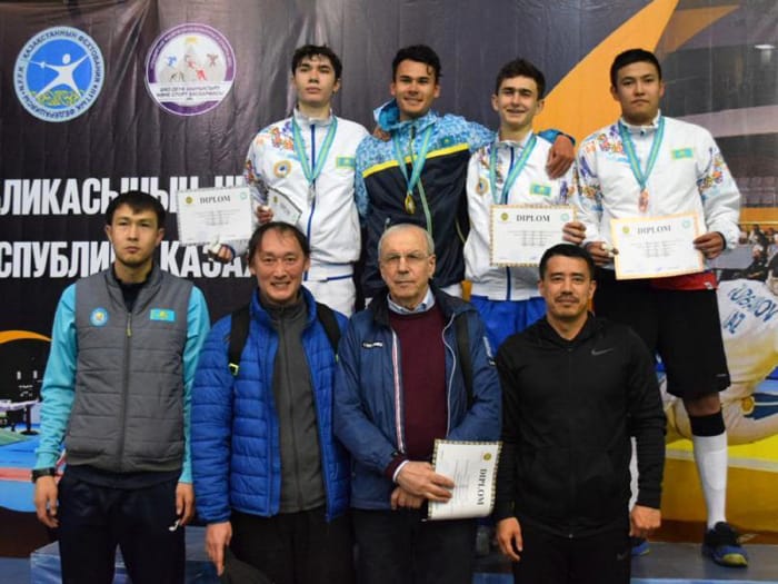 Фехтовальщики из Семея выиграли Чемпионат Казахстана