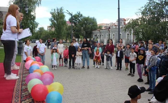 Счастье, солнце, дружба – вот что детям нужно
