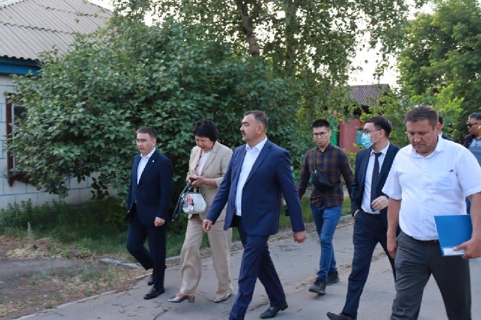 В Семее по улице Сатпаева проводятся дорожные работы