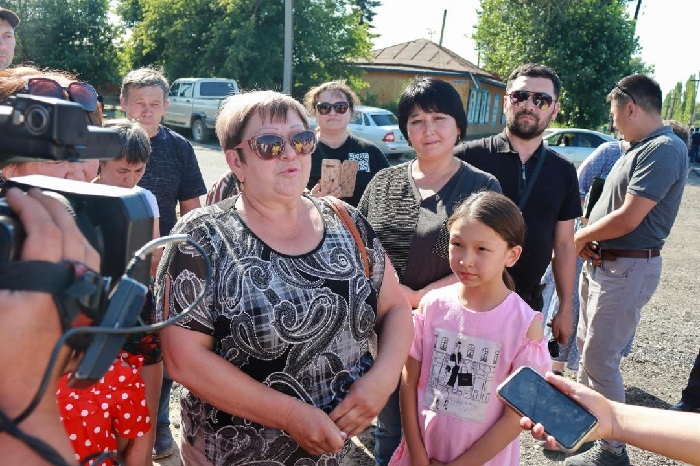 В Семее по улице Пржевальского проводятся дорожные работы