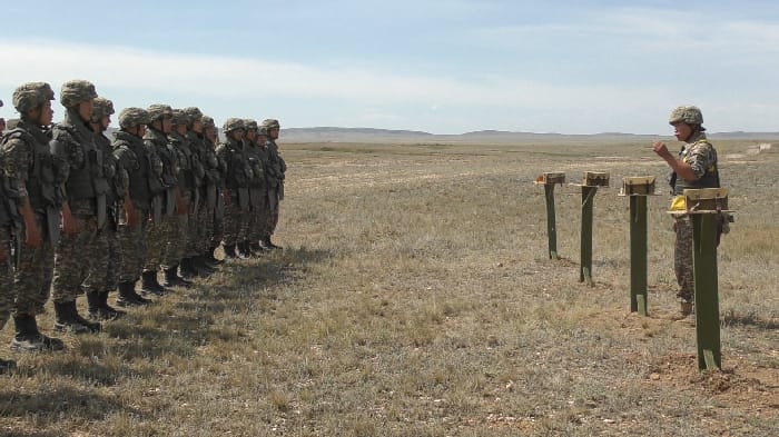 Молодое пополнение саперных подразделений допустили к подрывным работам