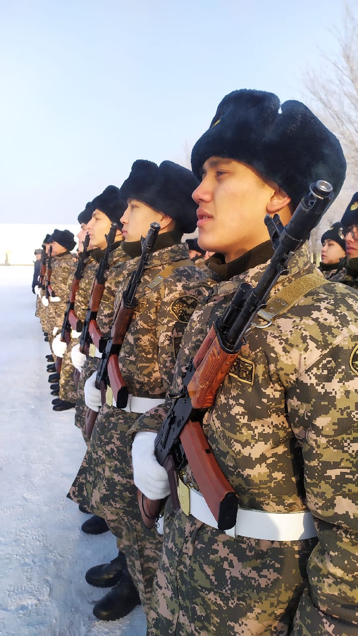 Очередные солдаты молодого пополнения приведены к Военной присяге