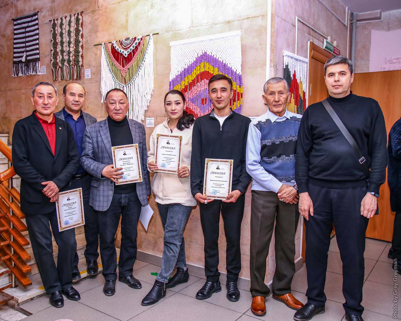 Выставка преподавателей Университета им. Шакарима открылась в Литературно-мемориальном музее Ф.М.Достоевского