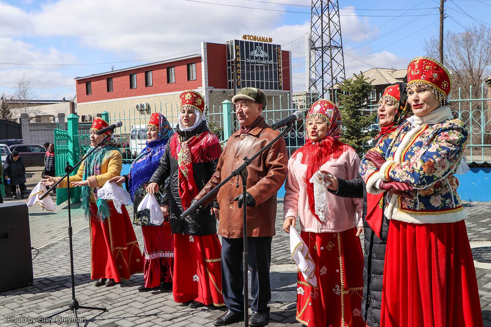 Широко и торжественно в 2023 году в Семее отпраздновали Светлое Христово воскресение