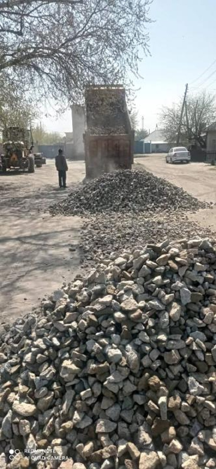 В Семее проводится грейдеровка городских улиц
