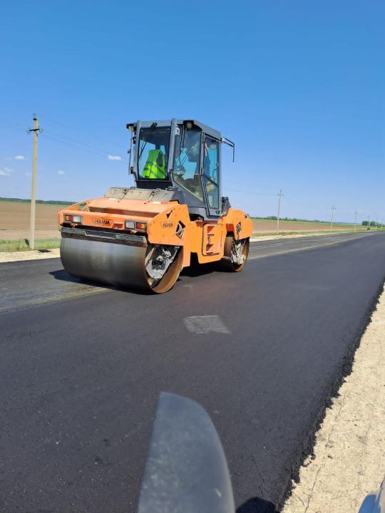 Более 320 километров дорог охвачены ремонтом в Абайской области