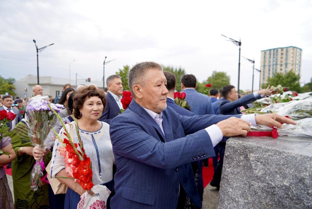 10 августа – ко Дню Абая состоялась церемония возложения цветов к памятнику Абая Кунанбайулы, который внес неоценимый вклад в духовное развитие нации. 