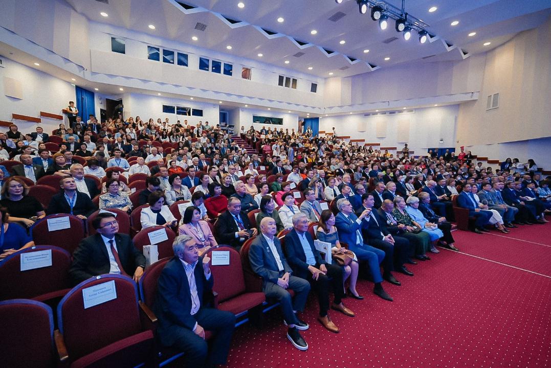 Медицинскому университету Семей исполнилось 70 лет