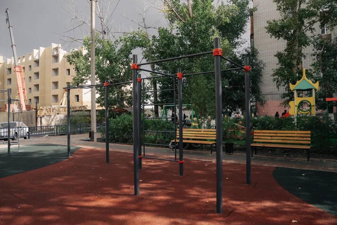 В Семее открылись обновленные дворы