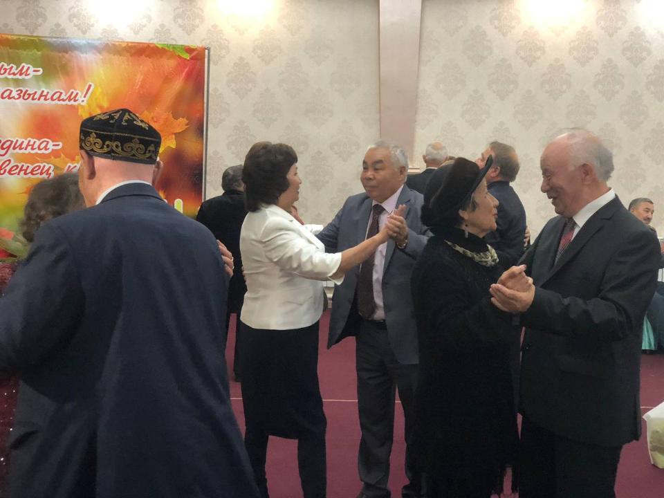 В Семее состоялось праздничное мероприятие, посвященное Международному дню пожилого человека