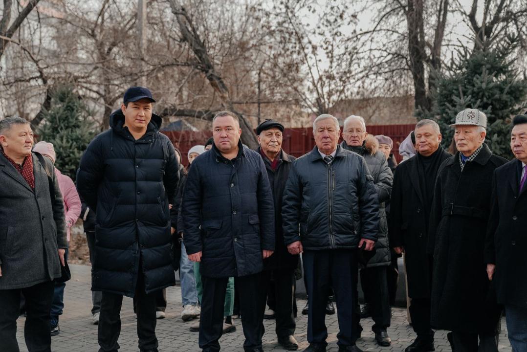 Новое общественное пространство на улице Мәңгілік Ел открыли в Семее