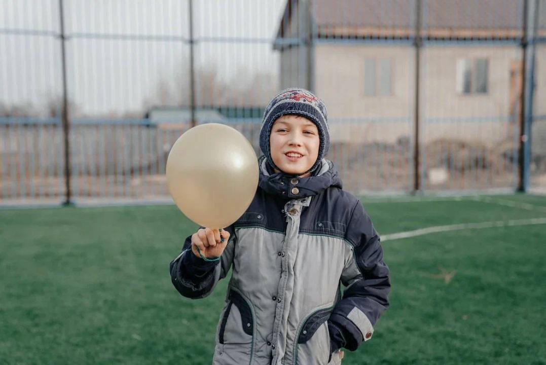 На Красном кордоне открылась детская игровая площадка и футбольное поле