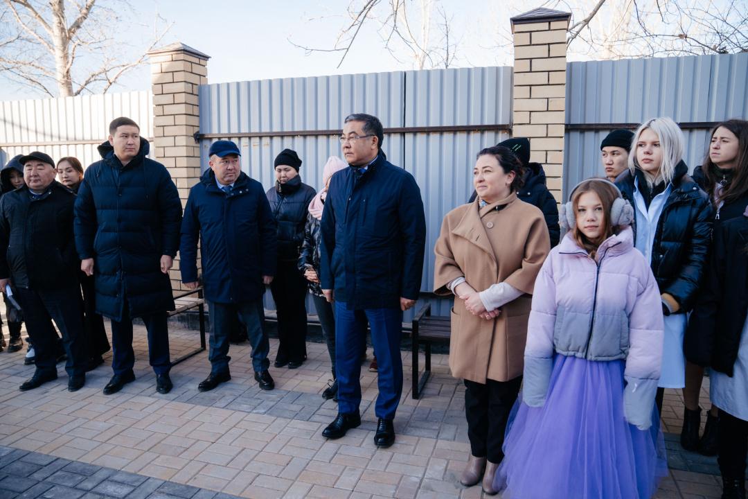 В Семее открылось новое здание для приюта для животных фонда «4 лапы»