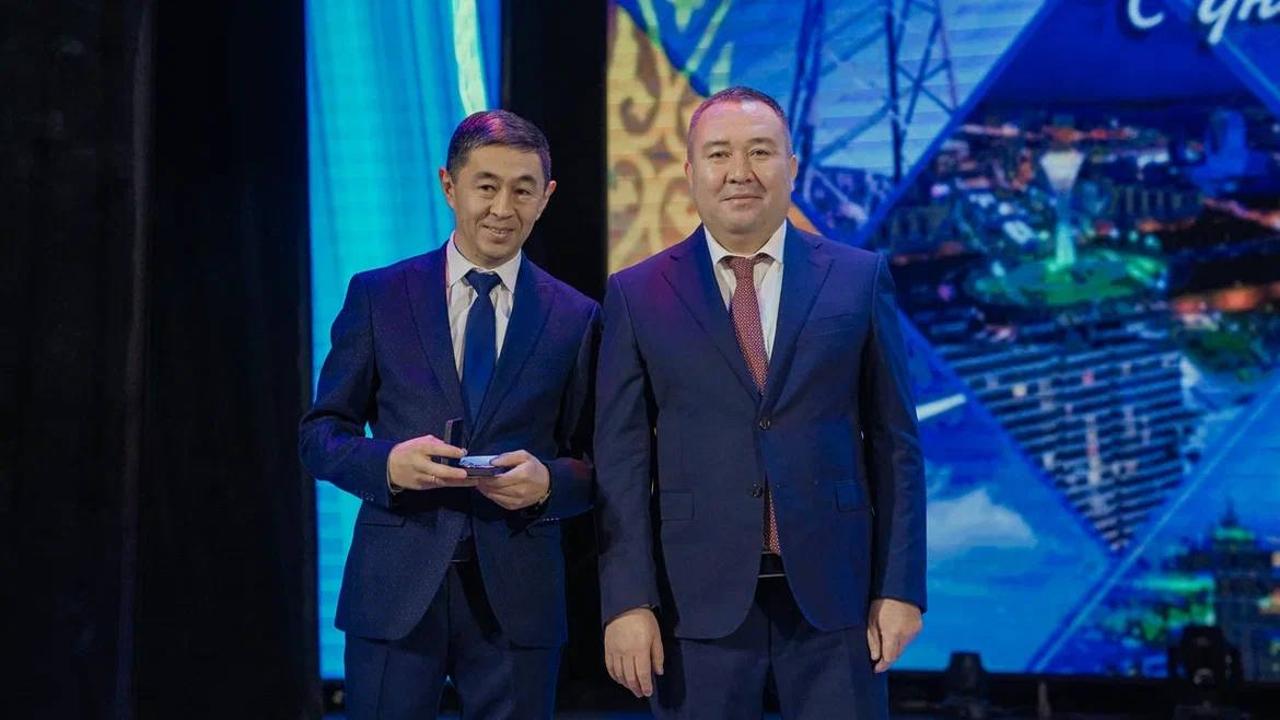В Семее прошло чествование лучших работников электроэнергетики