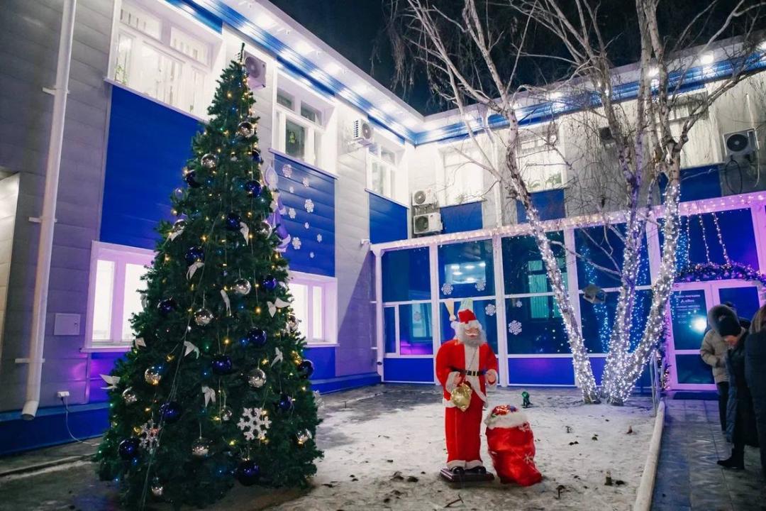 Объявлены итоги конкурса на самое лучшее новогоднее оформление фасадов в Семее