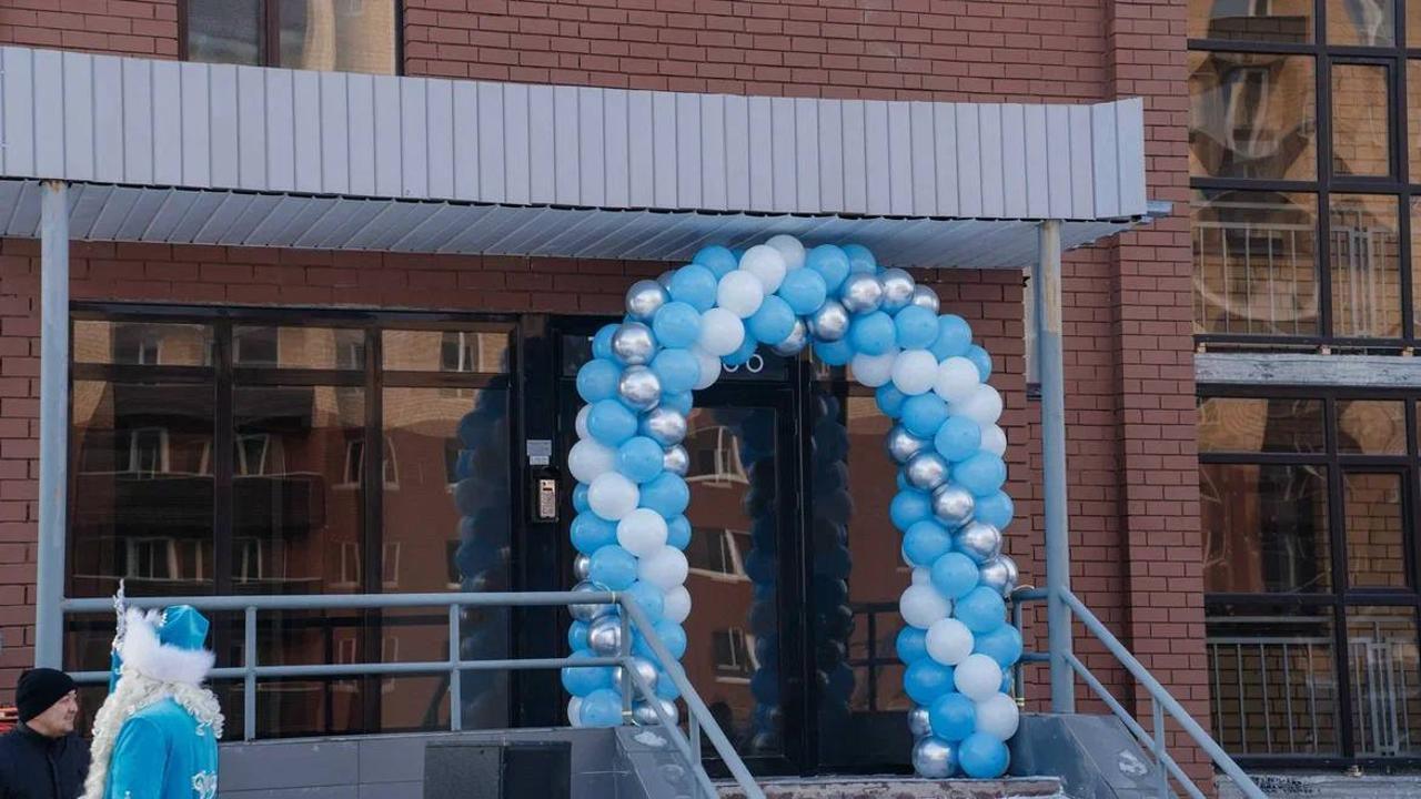 В канун Нового года ключи от квартир вручили 31 семье в Семее