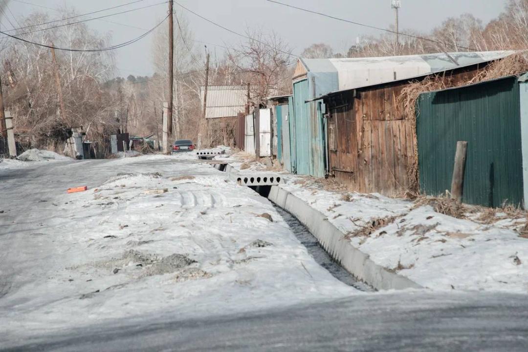 В городе Семей ежедневно ведутся работы по очистке арыков