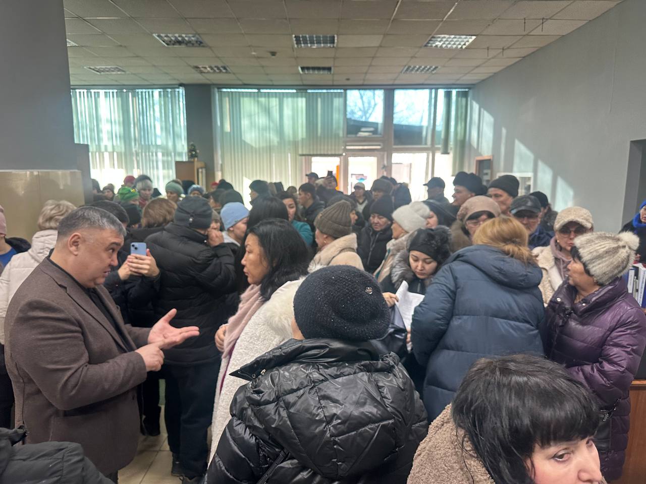 Отсрочка выплат и электронная торговля: какие меры помощи готов оказать «Атамекен» предпринимателям сгоревшего ТЦ Семея